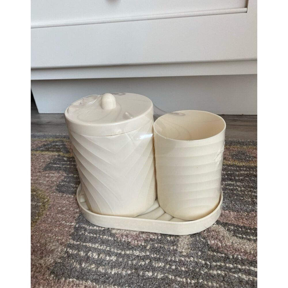 Simple Bathroom/Desk 3 piece Storage Set 4”5”7 in size of each piece